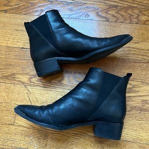 Marc Fisher Yale Pointy Toe Chelsea Bootie (size 8.5)